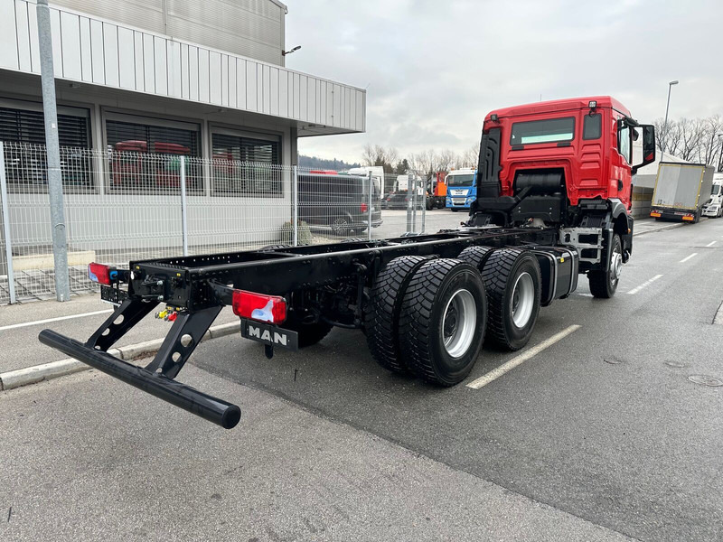 MAN TGS 33.400 6X4 BB CH - Chassis lastebil: bilde 3 MAN TGS 33.400 6X4 BB CH - Chassis lastebil: bilde 3
