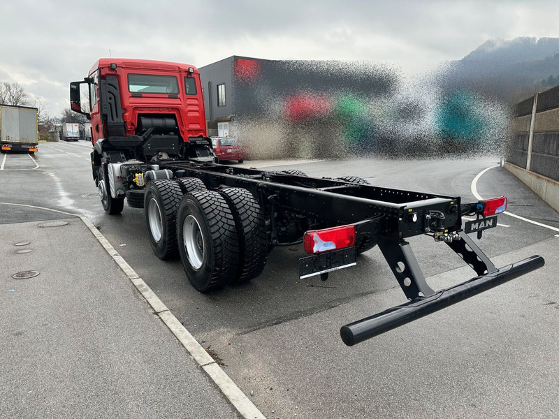 MAN TGS 33.400 6X4 BB CH - Chassis lastebil: bilde 4 MAN TGS 33.400 6X4 BB CH - Chassis lastebil: bilde 4