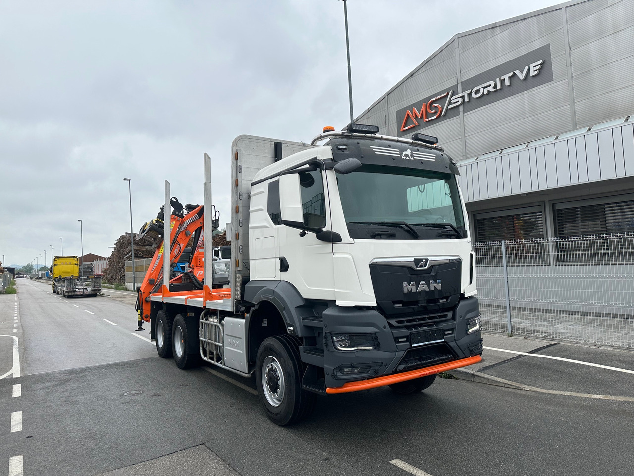 MAN TGS 33.520 6X6 BL intarder PENZ 12Z - Tømmerbil: bilde 1 MAN TGS 33.520 6X6 BL intarder PENZ 12Z - Tømmerbil: bilde 1