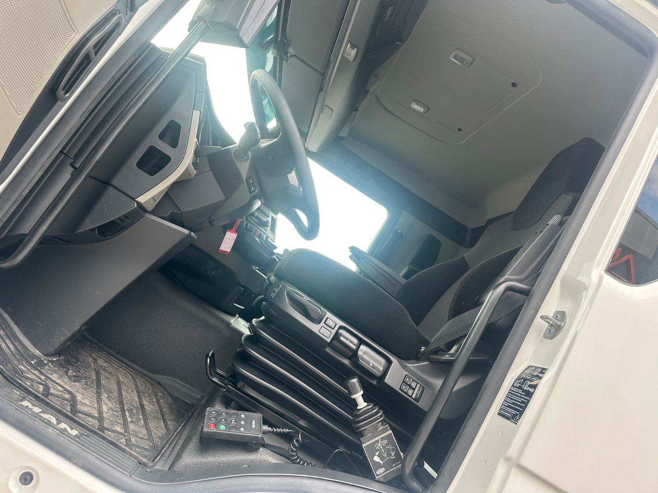 MAN TGS 33.520 6X6 Hydrodrive Kipphidraulik - Trekkvogn: bilde 5 MAN TGS 33.520 6X6 Hydrodrive Kipphidraulik - Trekkvogn: bilde 5