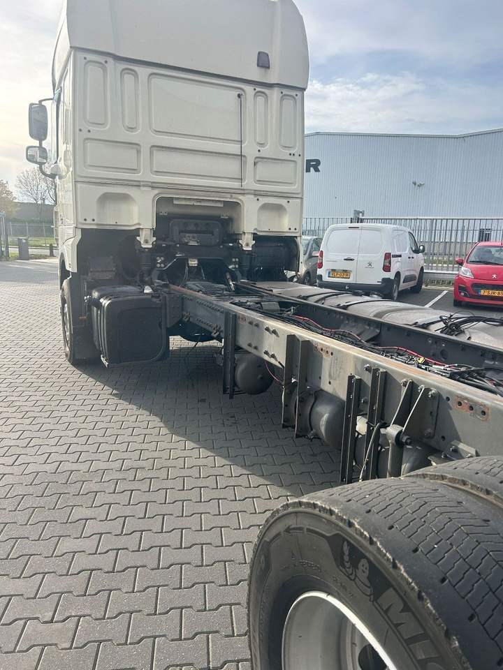 DAF XF 530 XF530 Super Space Cab FAR - Chassis lastebil: bilde 5 DAF XF 530 XF530 Super Space Cab FAR - Chassis lastebil: bilde 5