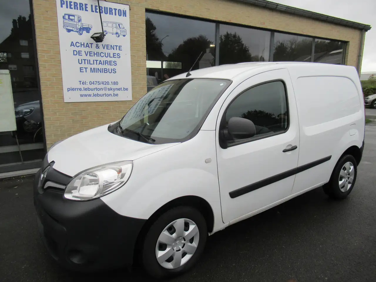 Renault Kangoo 15 DCI GRAND CONFORT CLIM 8250€+TVA/BTW - Små varebil: bilde 1 Renault Kangoo 15 DCI GRAND CONFORT CLIM 8250€+TVA/BTW - Små varebil: bilde 1