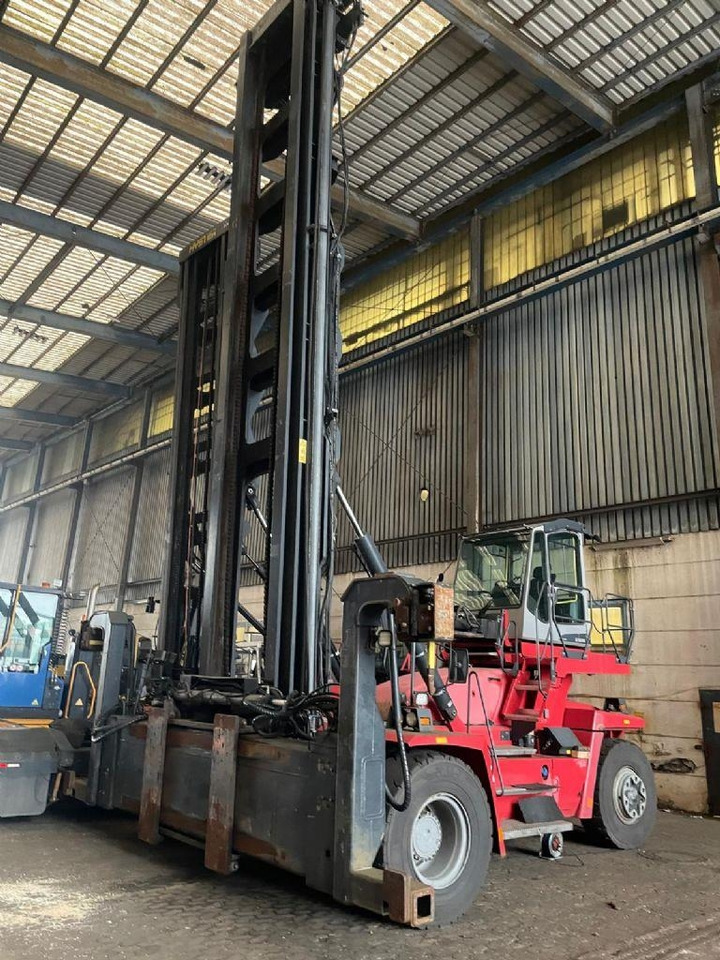 Kalmar DCF100-45E7 - Container loader: bilde 3 Kalmar DCF100-45E7 - Container loader: bilde 3