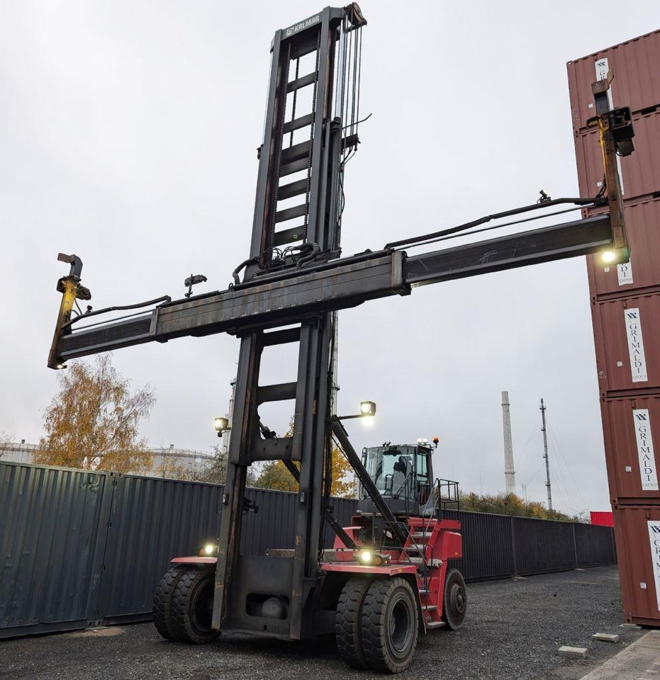Kalmar DCG100-45ED7 - Container loader: bilde 2 Kalmar DCG100-45ED7 - Container loader: bilde 2