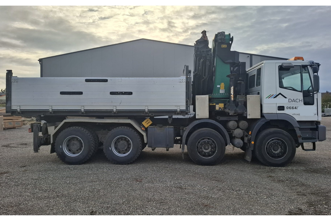 IVECO 480 EUROTRAKKER 8x4/TÜV/Palfinger PK 44002 G/MEILLER - Tippbil, Kranbil: bilde 2 IVECO 480 EUROTRAKKER 8x4/TÜV/Palfinger PK 44002 G/MEILLER - Tippbil, Kranbil: bilde 2