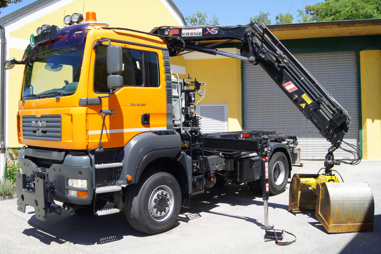MAN TGA 18.360 BL 4x4/Euro 4/TÜV/HIAB 111/MULTILIFT/Winterdienst - Krokbil, Kranbil: bilde 2 MAN TGA 18.360 BL 4x4/Euro 4/TÜV/HIAB 111/MULTILIFT/Winterdienst - Krokbil, Kranbil: bilde 2