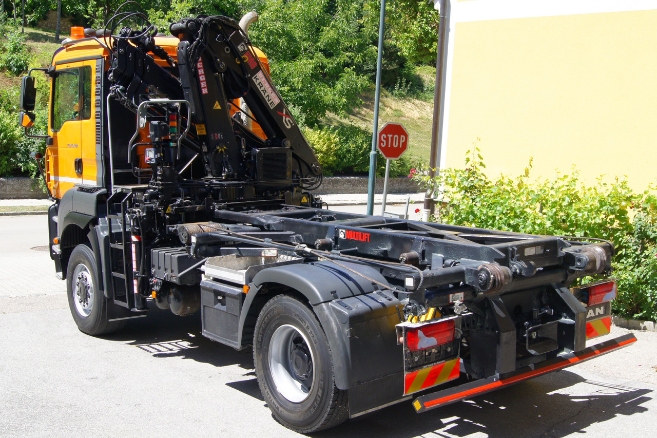 MAN TGA 18.360 BL 4x4/Euro4/TÜV/HIAB 111/MULTILIFT/Winterdienst - Lastebil med kabelsystem, Kranbil: bilde 4 MAN TGA 18.360 BL 4x4/Euro4/TÜV/HIAB 111/MULTILIFT/Winterdienst - Lastebil med kabelsystem, Kranbil: bilde 4
