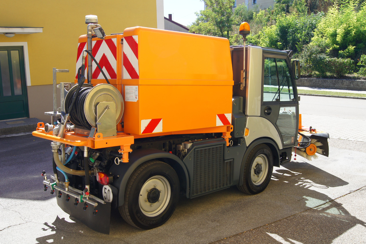 MULTICAR TREMO X56 Carrier CS/4x4/Euro 5/Besen/Wasserfass - Feiebil: bilde 4 MULTICAR TREMO X56 Carrier CS/4x4/Euro 5/Besen/Wasserfass - Feiebil: bilde 4