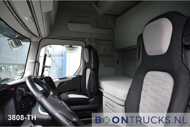 Ford F-MAX 500 4x2 | EURO6 * 2x FUEL TANK * ACC * 2x AVAILABLE - Trekkvogn: bilde 2 Ford F-MAX 500 4x2 | EURO6 * 2x FUEL TANK * ACC * 2x AVAILABLE - Trekkvogn: bilde 2