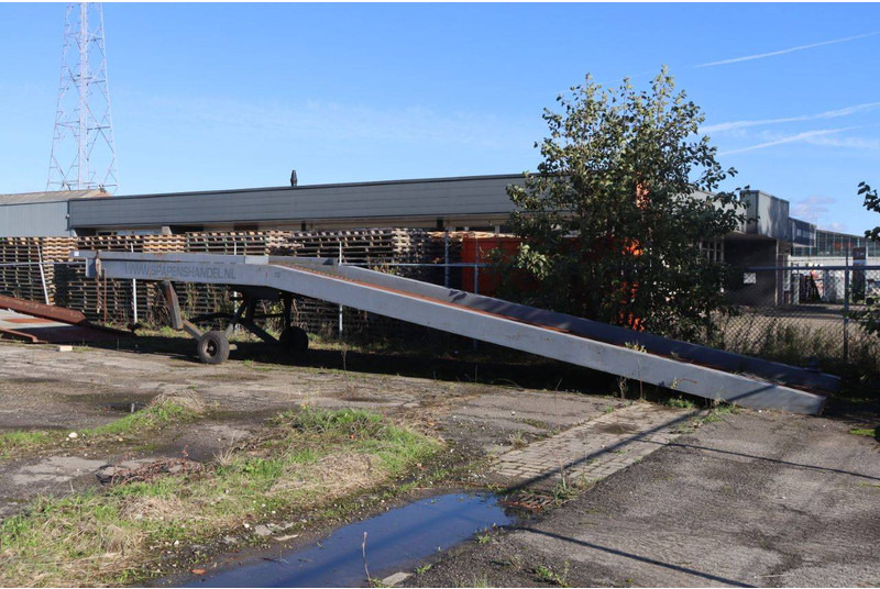 AP - Planhenger/ Flathenger: bilde 3 AP - Planhenger/ Flathenger: bilde 3