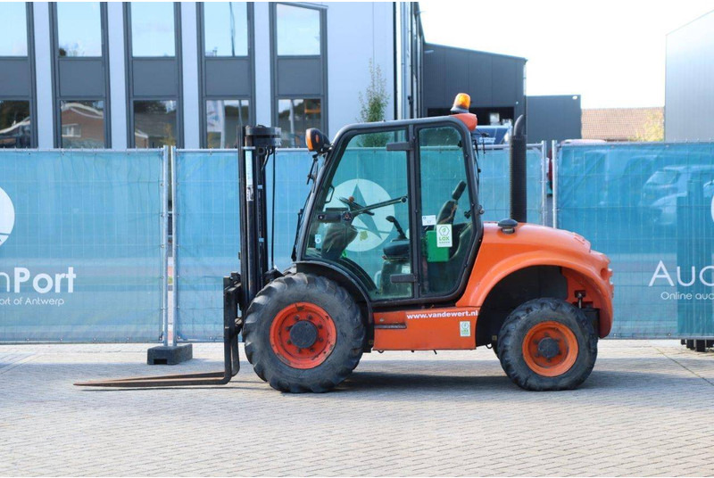 AUSA C250HX4 - Terrenggående gaffeltruck: bilde 2 AUSA C250HX4 - Terrenggående gaffeltruck: bilde 2