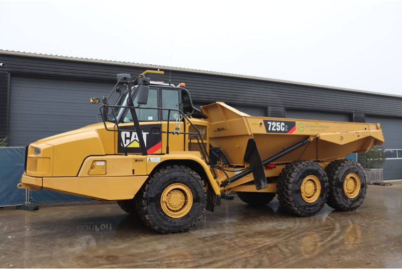 Caterpillar 725C2 - Dumper: bilde 1 Caterpillar 725C2 - Dumper: bilde 1