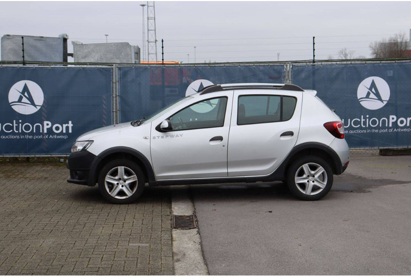 Dacia Sandero - Sedan: bilde 2 Dacia Sandero - Sedan: bilde 2