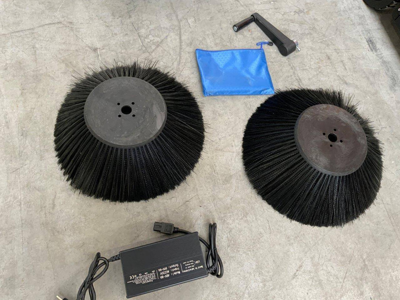 Daewoo DAS80 Zit - Feiebil: bilde 5 Daewoo DAS80 Zit - Feiebil: bilde 5