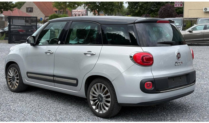 Fiat 500L (I) Living _ 1.6 MultiJet 16v - Sedan: bilde 2 Fiat 500L (I) Living _ 1.6 MultiJet 16v - Sedan: bilde 2