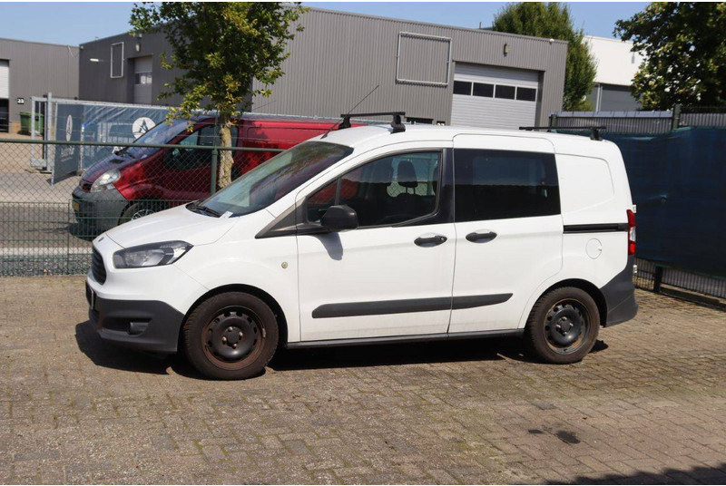 Ford Transit Courier - Kassebil: bilde 1 Ford Transit Courier - Kassebil: bilde 1