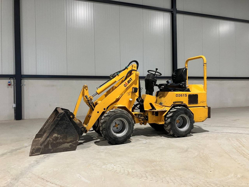 Giant D261S - Hjullaster: bilde 2 Giant D261S - Hjullaster: bilde 2