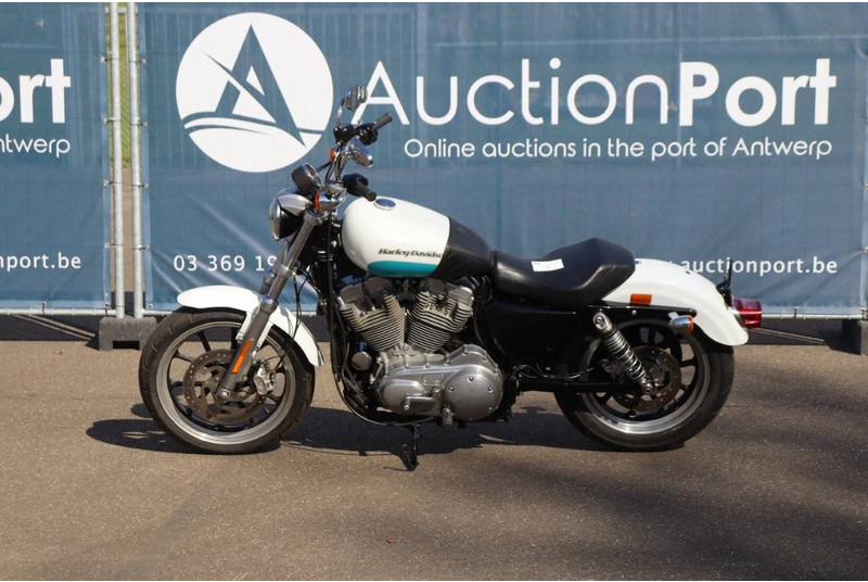 Harley-Davidson SPORTSTER XL883 SUPER LOW - Motorsykkel: bilde 2 Harley-Davidson SPORTSTER XL883 SUPER LOW - Motorsykkel: bilde 2