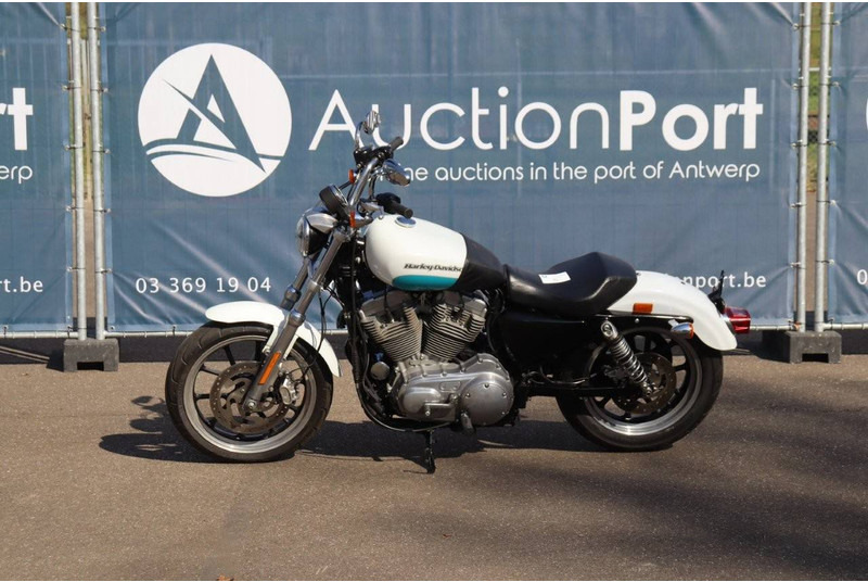Harley-Davidson SPORTSTER XL883 SUPER LOW - Motorsykkel: bilde 1 Harley-Davidson SPORTSTER XL883 SUPER LOW - Motorsykkel: bilde 1