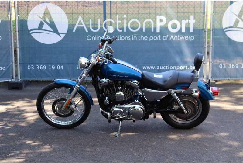 Harley-Davidson Sporster XL1200 Custom - Motorsykkel: bilde 2 Harley-Davidson Sporster XL1200 Custom - Motorsykkel: bilde 2