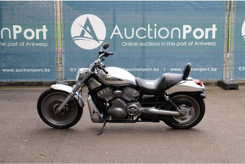 Harley-Davidson V-Rod VRSC - Motorsykkel: bilde 2 Harley-Davidson V-Rod VRSC - Motorsykkel: bilde 2