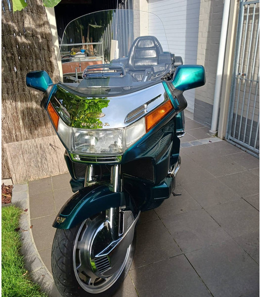 Honda 'Goldwing 20th anniversary (special edition) - Motorsykkel: bilde 4 Honda 'Goldwing 20th anniversary (special edition) - Motorsykkel: bilde 4