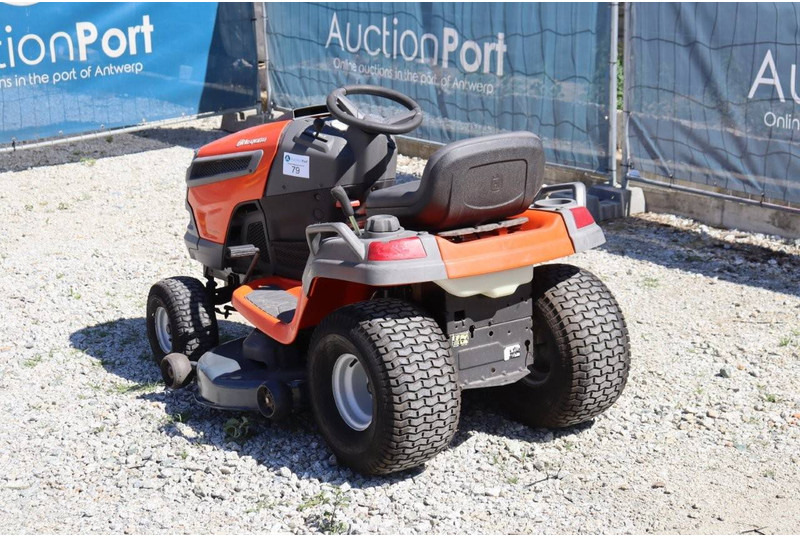 Husqvarna YTH 224TFi - Gressklipper: bilde 4 Husqvarna YTH 224TFi - Gressklipper: bilde 4