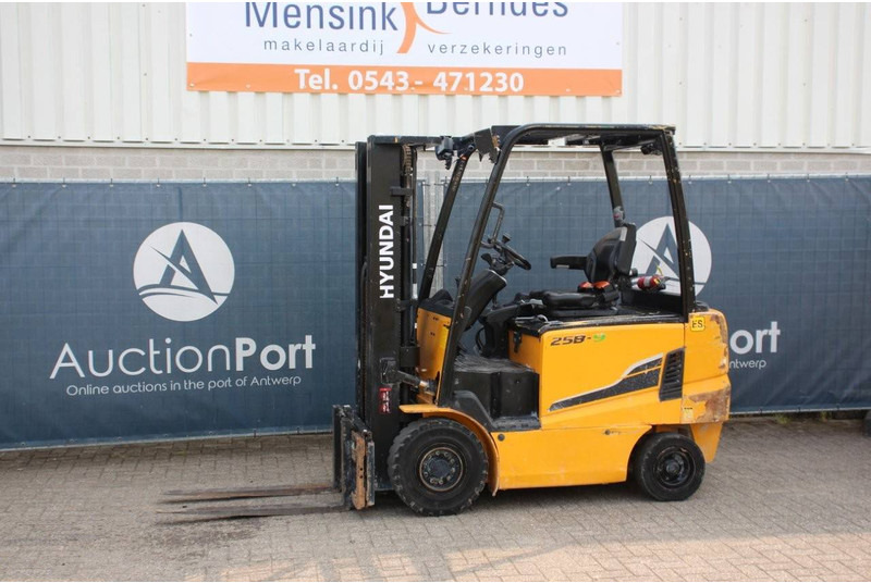 Hyundai 25B-9 - El-truck: bilde 1 Hyundai 25B-9 - El-truck: bilde 1
