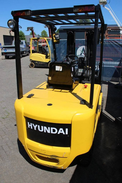 Hyundai 32B-7 - El-truck: bilde 5 Hyundai 32B-7 - El-truck: bilde 5