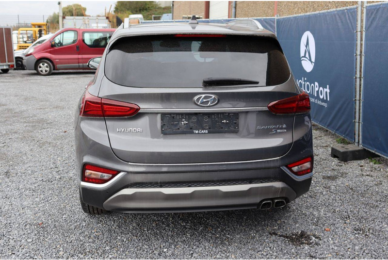 Hyundai Santa Fe SHTRAC - Sedan: bilde 5 Hyundai Santa Fe SHTRAC - Sedan: bilde 5