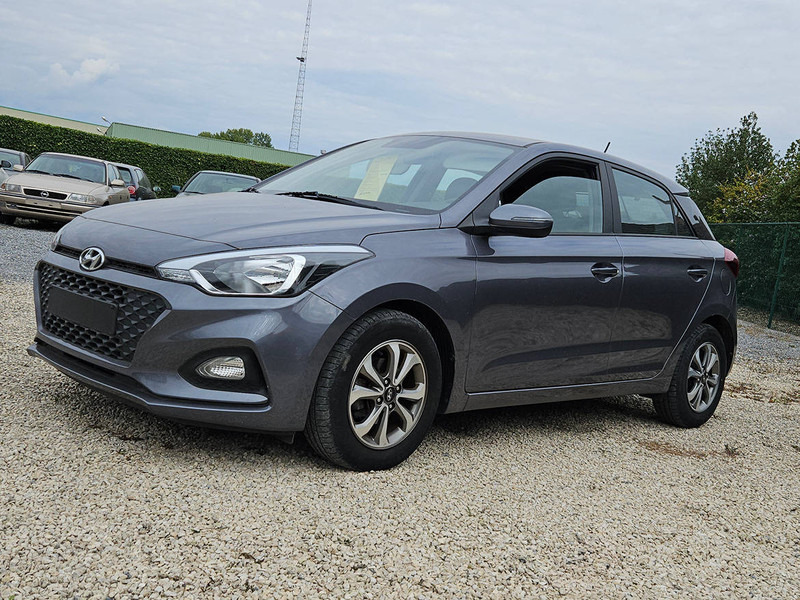 Hyundai i20 1.2 - Sedan: bilde 2 Hyundai i20 1.2 - Sedan: bilde 2