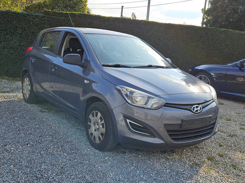 Hyundai i20 (I - update) 1.2 - Sedan: bilde 3 Hyundai i20 (I - update) 1.2 - Sedan: bilde 3