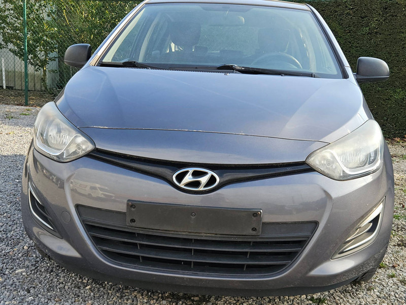 Hyundai i20 (I - update) 1.2 - Sedan: bilde 4 Hyundai i20 (I - update) 1.2 - Sedan: bilde 4