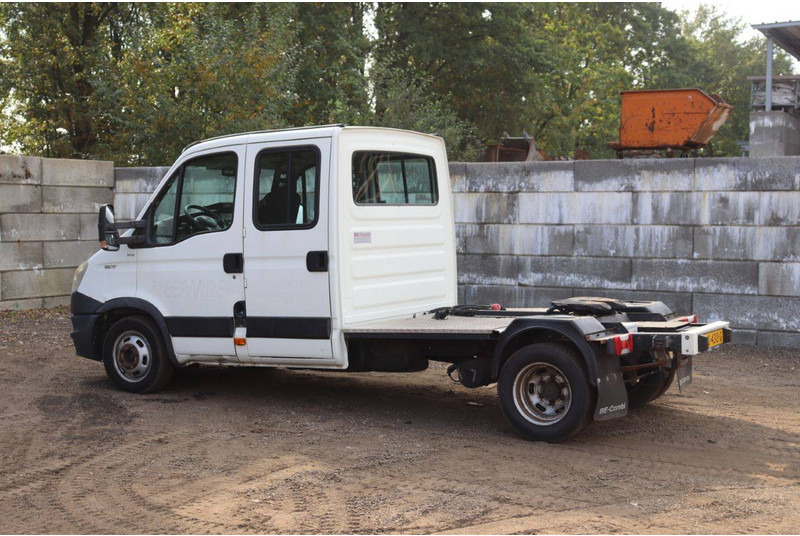 Iveco Daily 35C17 35C17 - Skapbil: bilde 3 Iveco Daily 35C17 35C17 - Skapbil: bilde 3