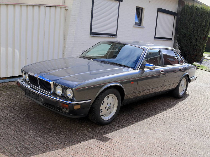 Jaguar XJ-12 - Sedan: bilde 2 Jaguar XJ-12 - Sedan: bilde 2