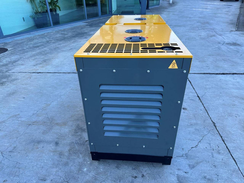 Kawakenki KK50-III-SSS - Elektrisk generator: bilde 3 Kawakenki KK50-III-SSS - Elektrisk generator: bilde 3