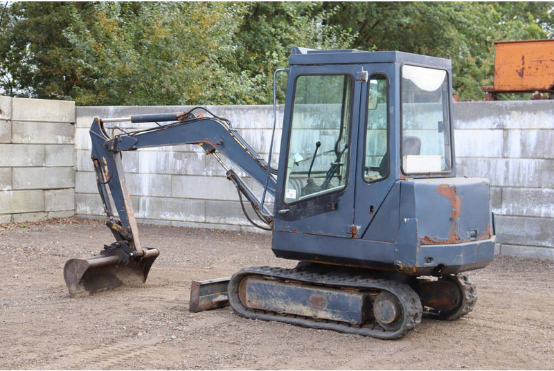 Komatsu PC10-6 - Beltegraver: bilde 3 Komatsu PC10-6 - Beltegraver: bilde 3