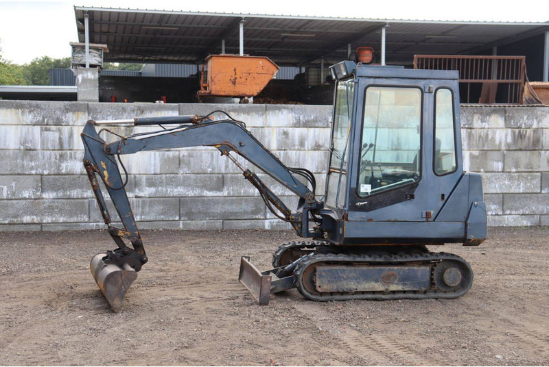 Komatsu PC10-6 - Beltegraver: bilde 1 Komatsu PC10-6 - Beltegraver: bilde 1