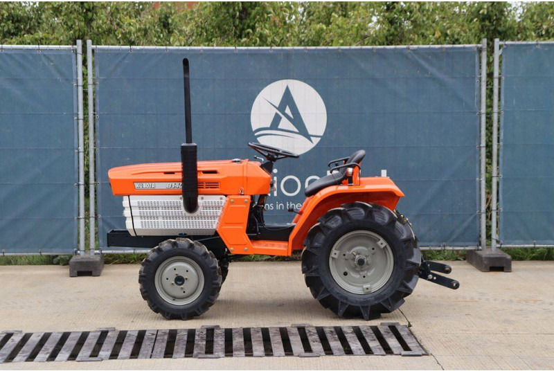 Kubota B1400DT - Traktor: bilde 2 Kubota B1400DT - Traktor: bilde 2