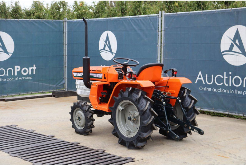 Kubota B1502DT - Traktor: bilde 4 Kubota B1502DT - Traktor: bilde 4