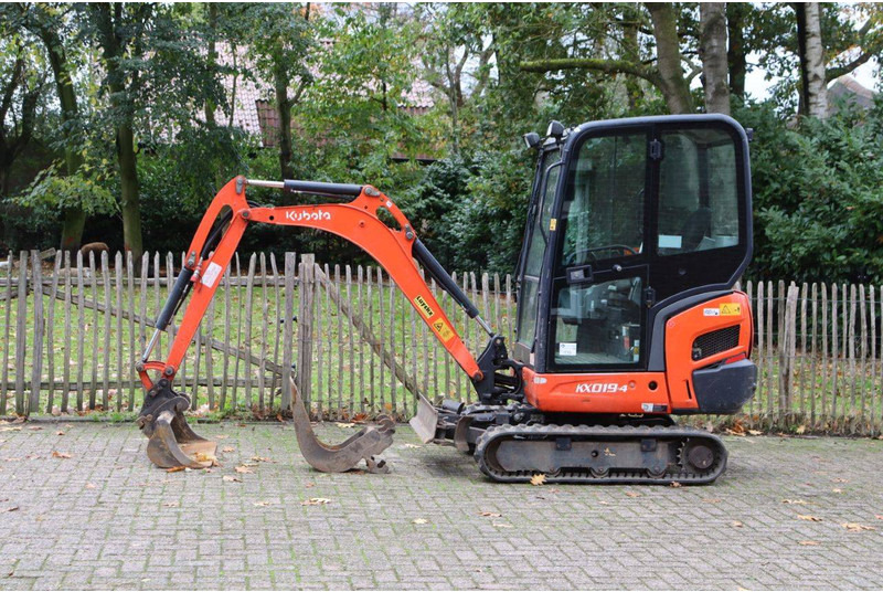 Kubota KX019-4 - Minigraver: bilde 1 Kubota KX019-4 - Minigraver: bilde 1