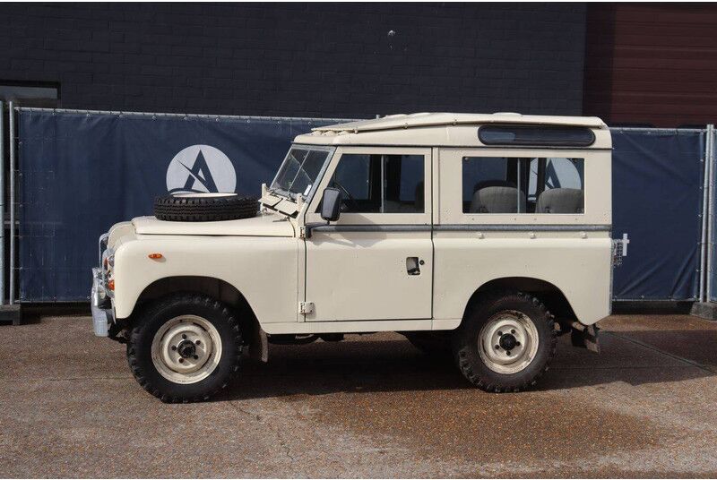 Land Rover Defender - SUV: bilde 1 Land Rover Defender - SUV: bilde 1