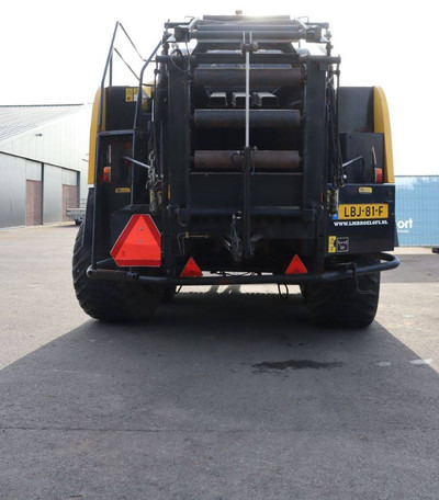 New Holland BB9060 - Landbruksteknikk: bilde 5 New Holland BB9060 - Landbruksteknikk: bilde 5