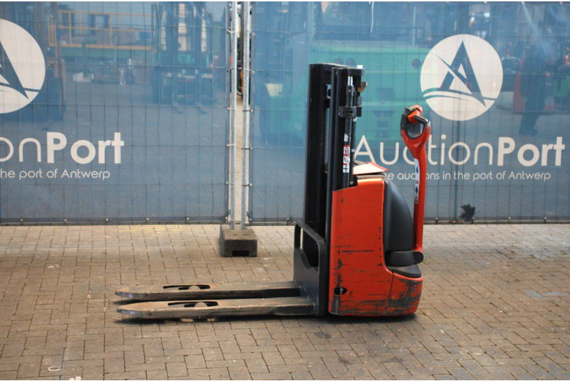 Linde L12 - Stabler: bilde 1 Linde L12 - Stabler: bilde 1