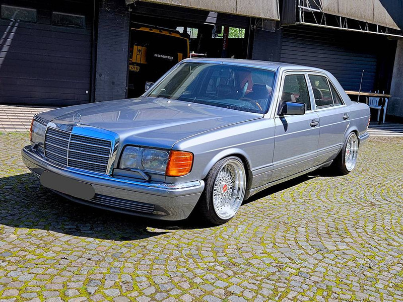 Mercedes-Benz 300-serie 300 SE Lowrider - Personenbil: bilde 2 Mercedes-Benz 300-serie 300 SE Lowrider - Personenbil: bilde 2
