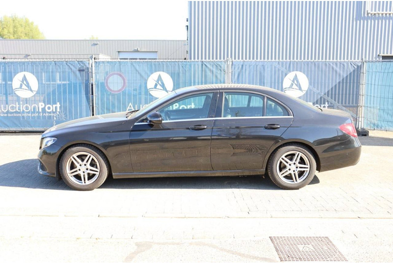 Mercedes-Benz E-Klasse 200 D - Sedan: bilde 2 Mercedes-Benz E-Klasse 200 D - Sedan: bilde 2