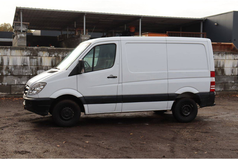 Mercedes-Benz Sprinter - Kassebil: bilde 1 Mercedes-Benz Sprinter - Kassebil: bilde 1