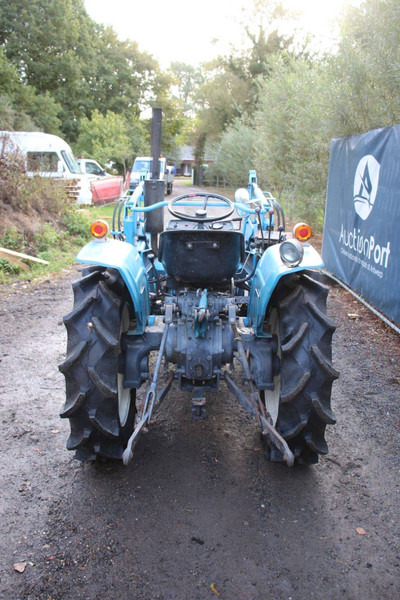 Mitsubishi D2050FD - Traktor: bilde 4 Mitsubishi D2050FD - Traktor: bilde 4