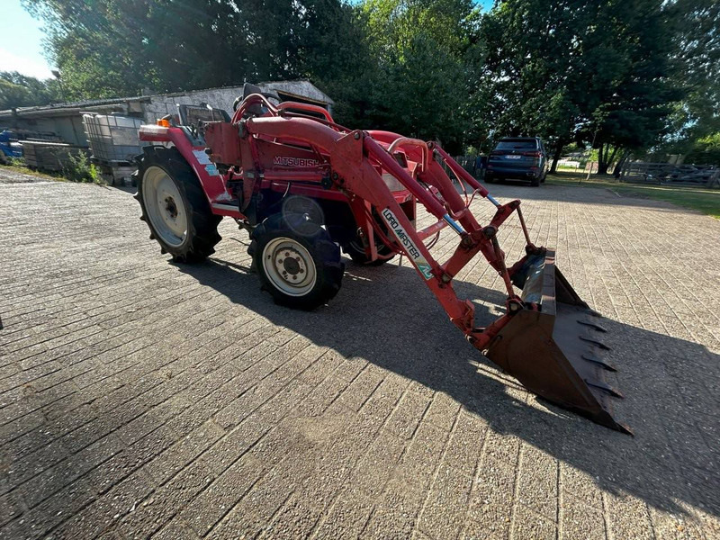 Mitsubishi MT20 - Traktor: bilde 5 Mitsubishi MT20 - Traktor: bilde 5
