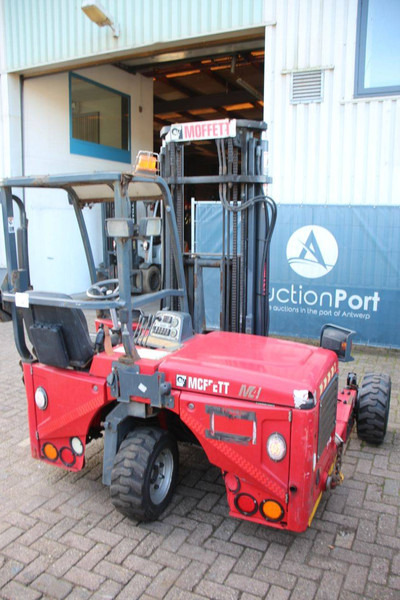 Moffett M4 20.4 - Medbringertruck: bilde 5 Moffett M4 20.4 - Medbringertruck: bilde 5